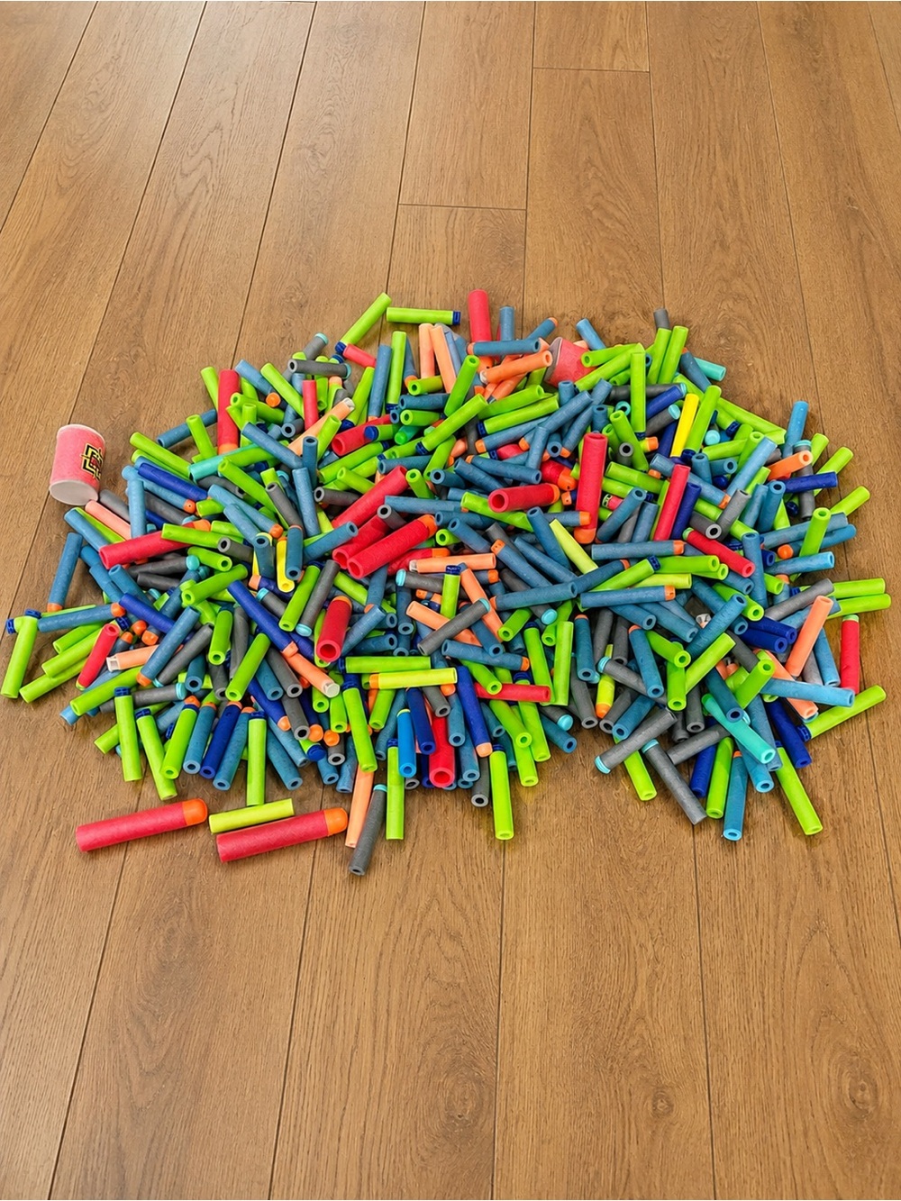 Colorful Foam Dart and Connector Mix for Kids Toys - 600+ Multicolor darts